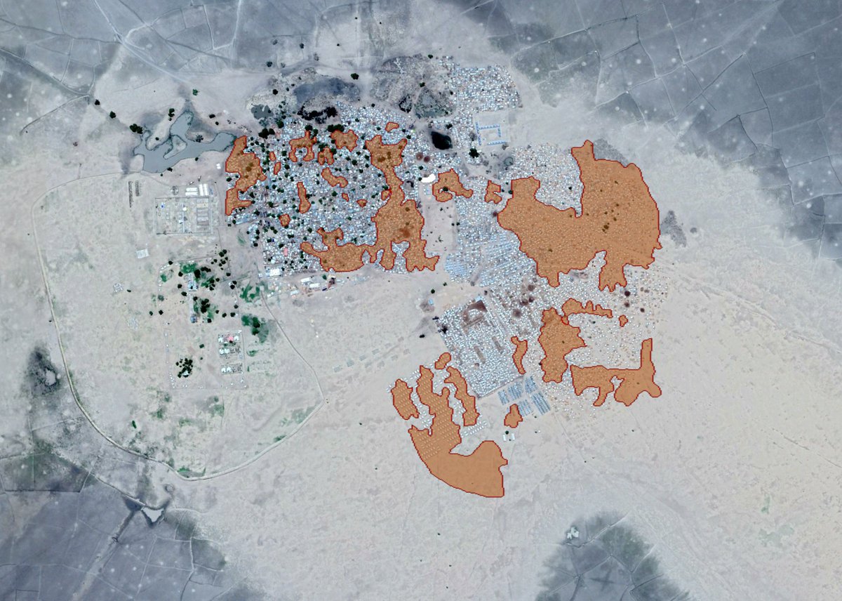 The Nigerian town of Rann was overrun by Boko Haram (unsure if ISWA) in mid-Jan. Since Jan 27th over 35,000 indivduals have fled from the town across the border to Cameroon. These images from @PlanetLabs shows the extend of burning inside the town and an overlay of burnt areas.   